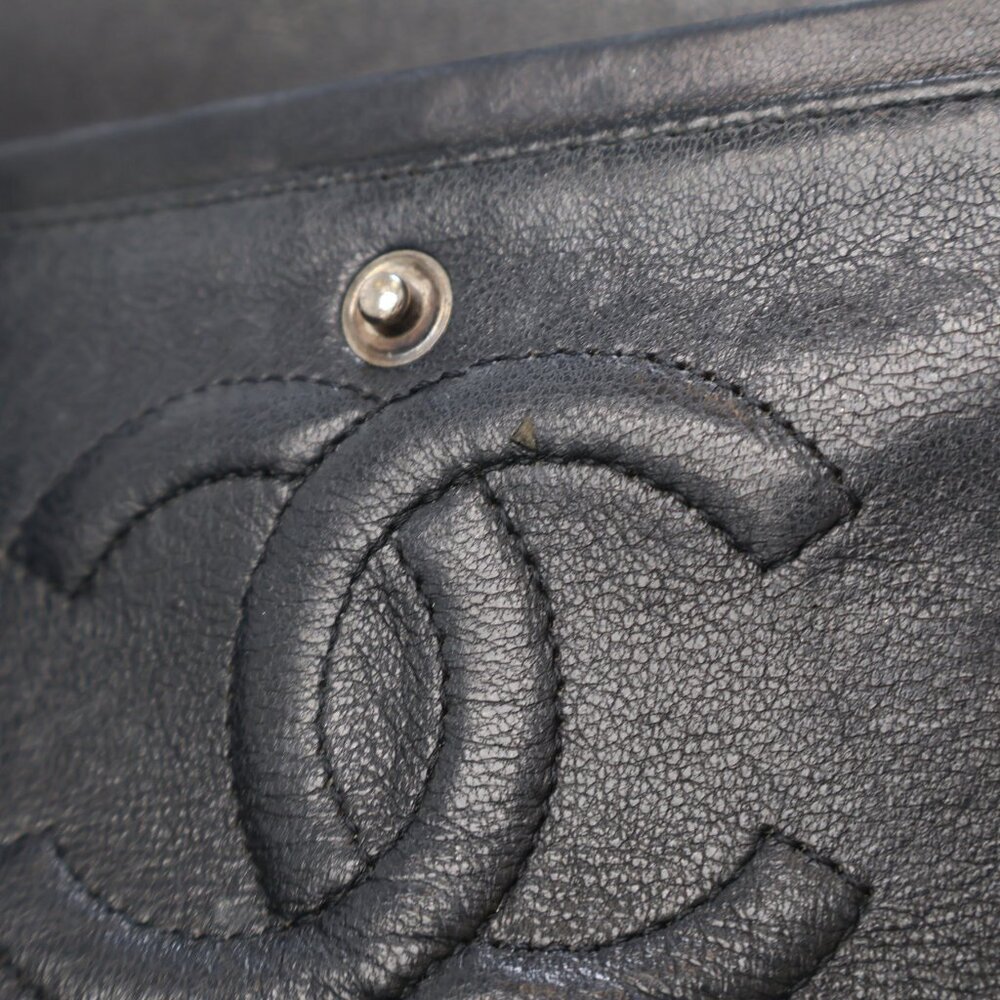 Chanel Medium Patent Classic Double Flap Bag - Picture 13 of 16